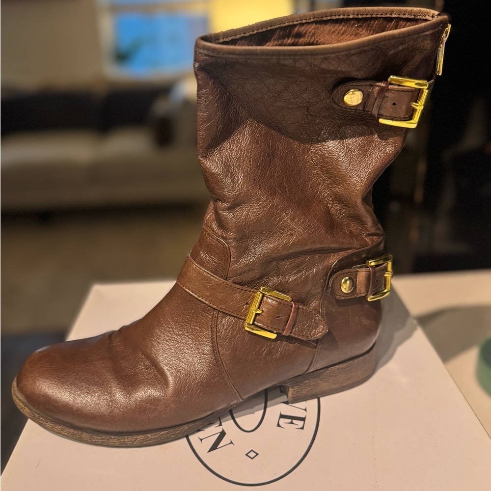 Steve Madden biker style boots, brown leather with gold hardware. Size 8
